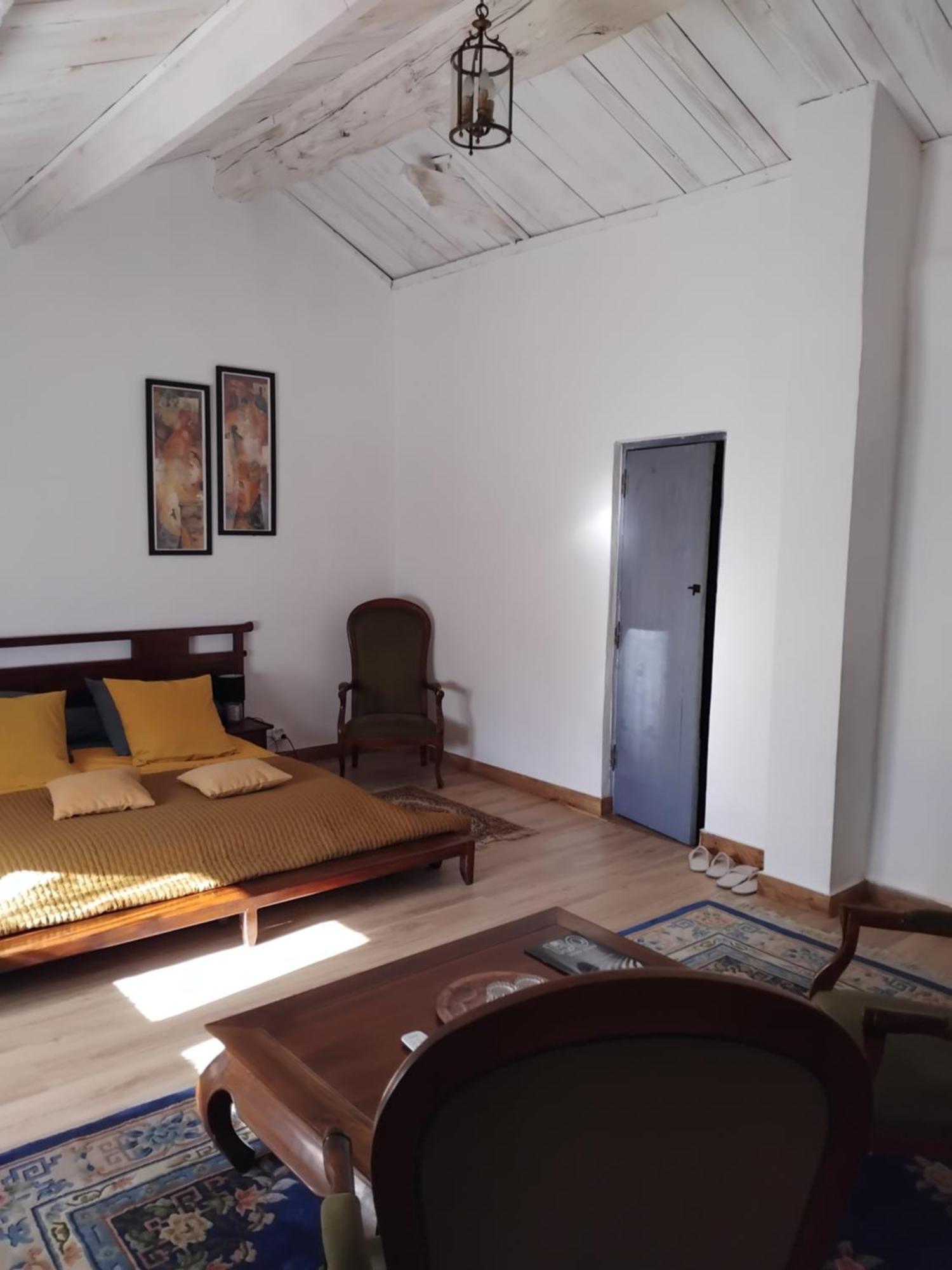 L'Aedes Bed & Breakfast โอรองช์ ภายนอก รูปภาพ